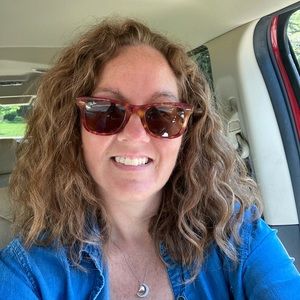 Meet your Posher, Paula